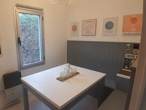 Casa 4 ambientes con 3 baños