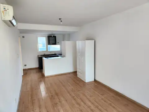 Departamento en Alquiler en Caballito Norte, $ 650.000