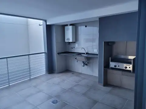 Departamento en Alquiler en Bernal, $ 780.000