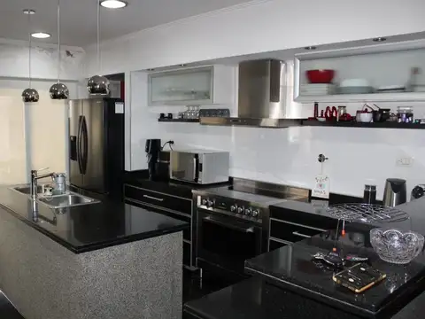 Casa en Venta en Moron, USD 280.000