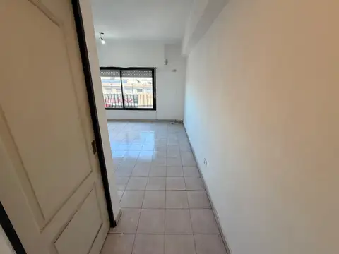 Departamento en Alquiler en José León Suárez, $ 380.000
