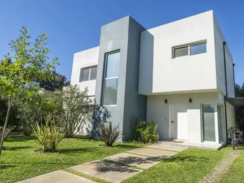 Barrio Privado La Comarca L93