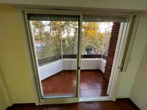 Departamento en Alquiler en Flores, $ 650.000