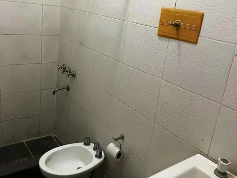 Depto Tipo Casa en Venta 50 años