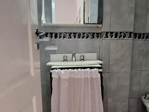 Depto Tipo Casa en Venta de 2 ambientes