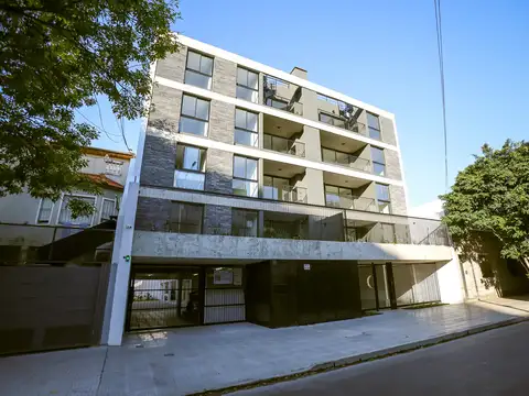 Con balcón Terraza, Departamento 4 ambientes en Parque Chacabuco – Excelente ubicación