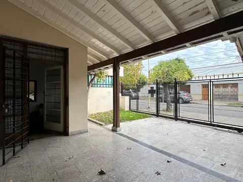 Casa en Venta en Moron Sur, USD 130.000