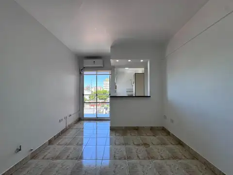 Departamento en Alquiler en Floresta, $ 650.000