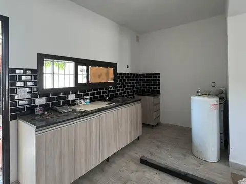 Depto Tipo Casa en Venta en San Antonio De Padua, USD 90.000