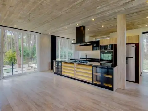 Casa en Venta en Carilo, USD 670.000