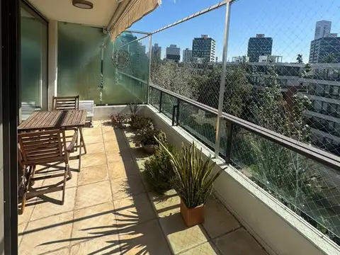 Departamento 4 ambientes con 2 baños