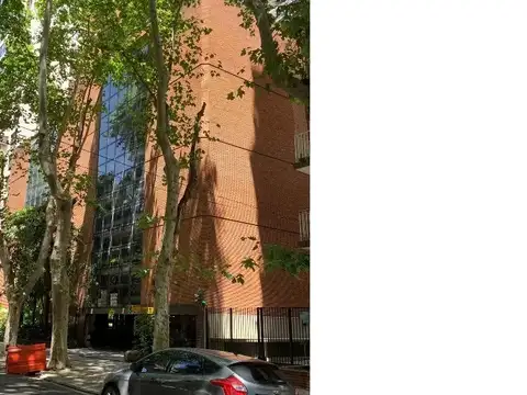 Cochera en Venta con Vigilancia 24 Hs y Ascensor Peatonal - Belgrano