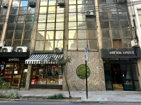 Venta Oficinas en Rosario Centro.  Santa Fe y Corrientes.  Al frente.