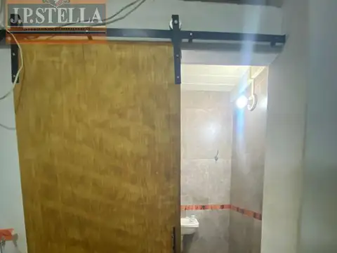 Local Comercial y 3 Dptos 2 Ambientes - Venta en Block - San Justo