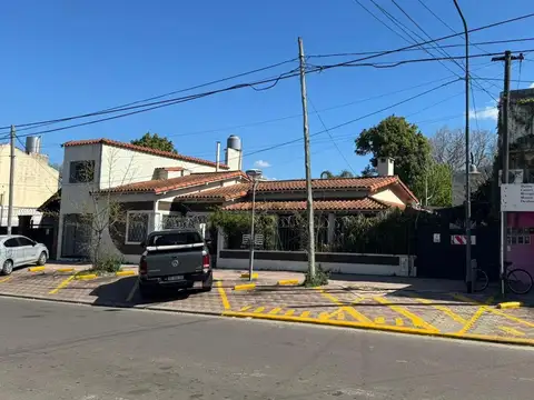 Depto Tipo Casa 6 ambientes con 3 baños