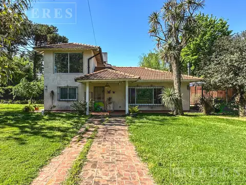 Casa quinta en venta en Mocovì 300, Maquinista Savio