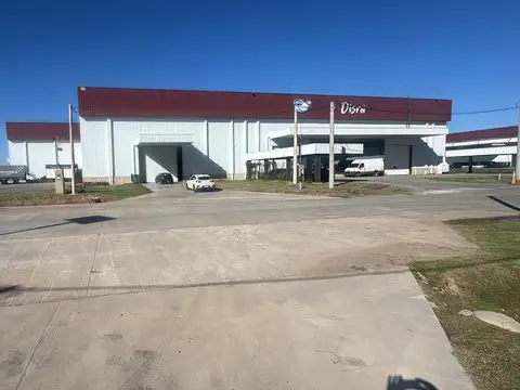 Galpón en alquiler en parque industrial en Alvear