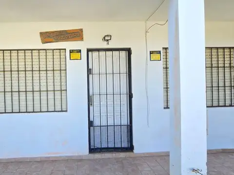 Depto Tipo Casa 2 ambientes con 1 baño