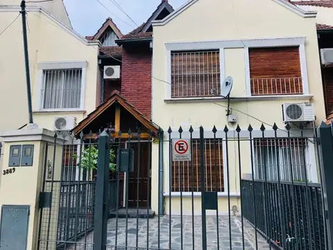 Excelente Duplex. 4 amb Coch Patio. 2 dorm + Play