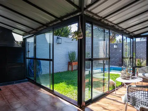 Casa en Venta en Haedo Sur, USD 185.000