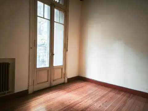 Departamento en Venta en Balvanera, USD 117.000