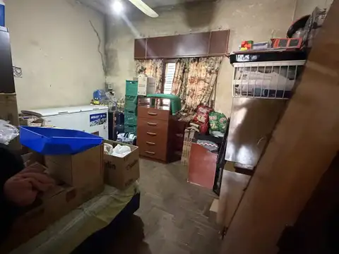 Casa en Venta en Isidro Casanova, USD 130.000