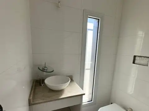 CASA A ESTRENAR ZONA CENTRAL