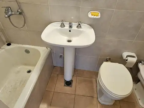 Departamento 2 ambientes con 1 baño