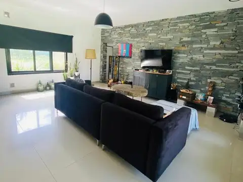 Casa en Venta en San Roque, USD 210.000