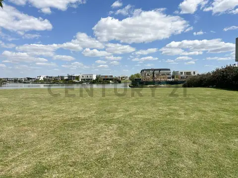 Terreno en Venta de 910,0 m2