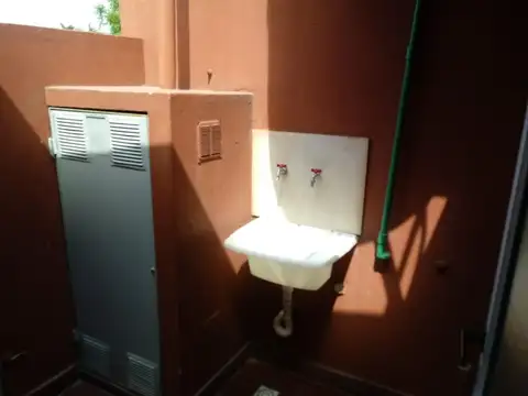 Depto Tipo Casa en Venta con 1 cocheras