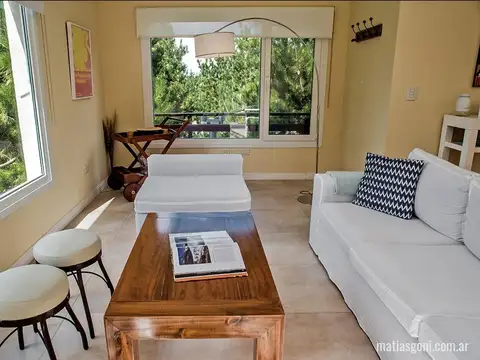 Venta Casa 5 dormitorios con piscina en Residencial I