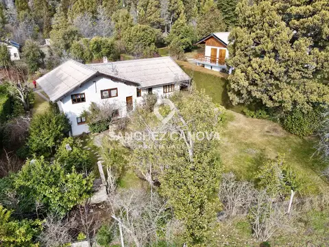 Casa 6 ambientes con 3 baños