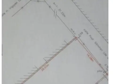 Terreno De 14x28 Con Todos Los Servicios, Excelente Ubicación