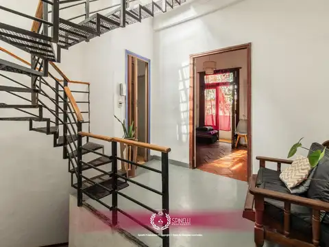 Depto Tipo Casa en Venta de 4 ambientes