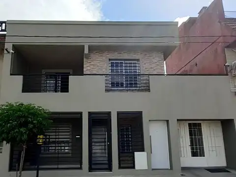 CASA MULTIFAMILIAR EN VENTA EN LOMAS APTO CRED