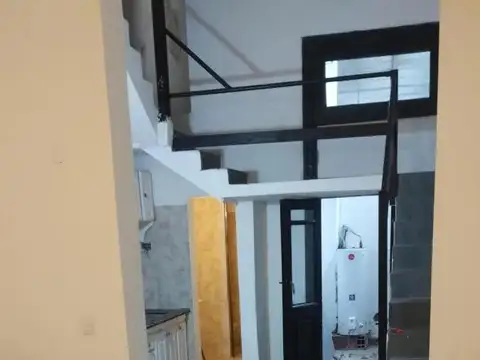 Depto Tipo Casa 4 ambientes con 1 baño