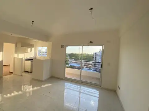 Forest 600, 3  Ambientes a Estrenar C/Balcón Al Contrafrente y Cochera, Oportunidad, Chacarita