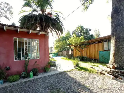 Casa 5 ambientes con 2 baños