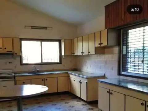 VENTA CASA QUINTA EN BARRIO LA ESMERALDA