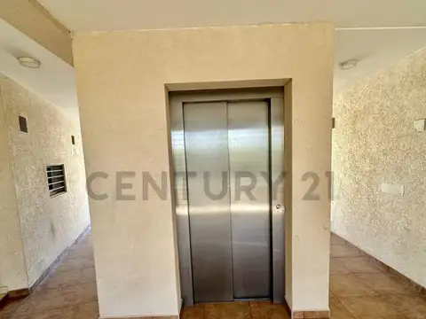 Departamento en Alquiler en Godoy Cruz, $ 700.000