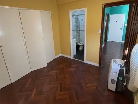 Depto Tipo Casa en Venta 50 años