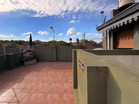 Depto Tipo Casa en Venta de 3 dormitorios