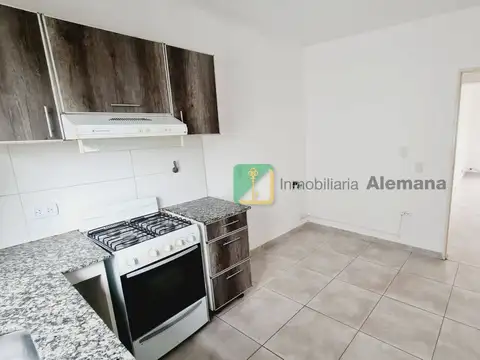 Departamento en Alquiler en Jose Leon Suarez, $ 570.000
