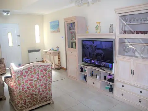 Depto Tipo Casa en Venta de 4 ambientes