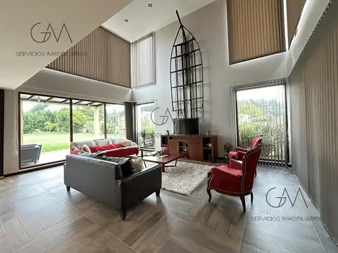 Casa en Venta de 4 dormitorios