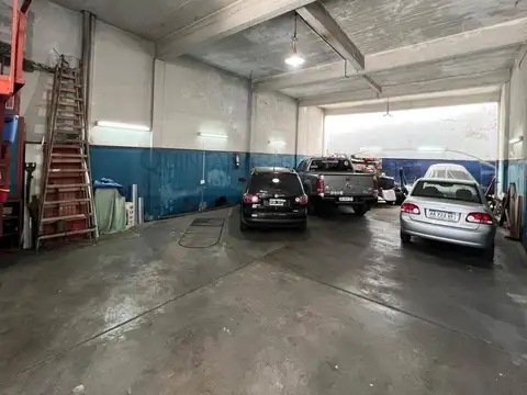 Galpon en Venta 8  mts Frente