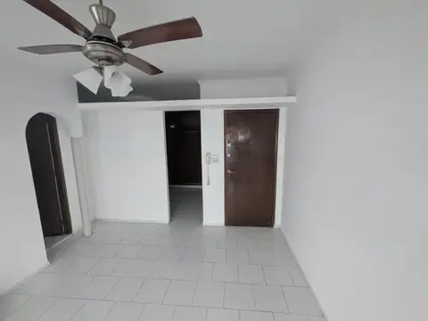 Venta 1 dormitorio. Lagos y Cordoba. Zona Medicina.