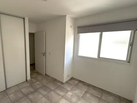 Departamento en Alquiler en Abasto, $ 460.000