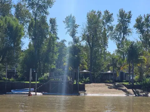 Isla El Durazno Arroyo Pacifico